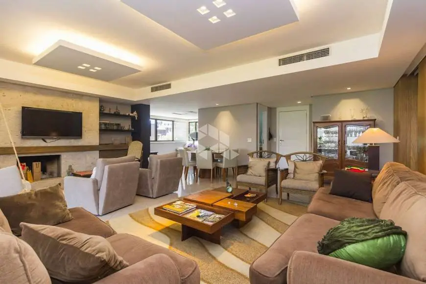Foto 1 de Apartamento com 4 Quartos à venda, 270m² em Auxiliadora, Porto Alegre