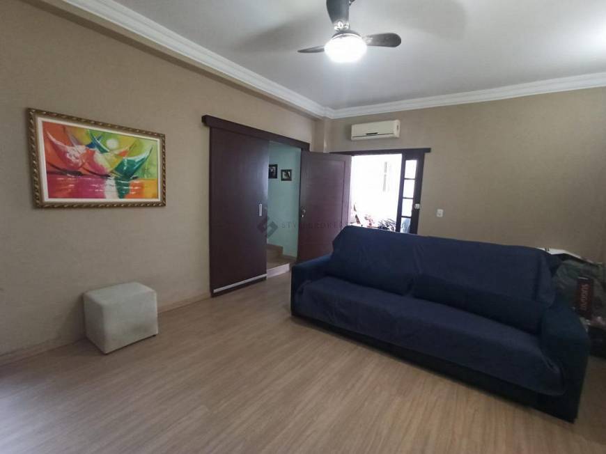 Foto 3 de Casa com 2 Quartos à venda, 252m² em Araés, Cuiabá
