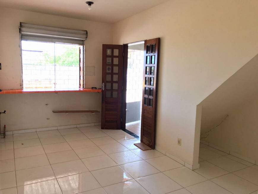 Foto 1 de Casa com 2 Quartos à venda, 120m² em Benedito Bentes, Maceió