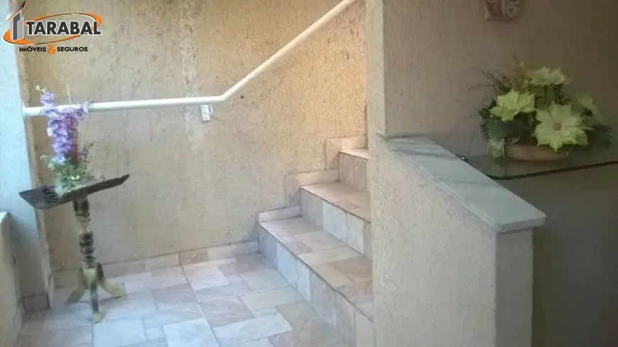Foto 2 de Casa com 2 Quartos para alugar, 52m² em Vila Nova Vista, Sabará