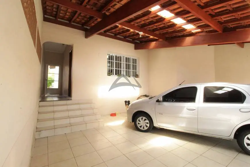Foto 2 de Casa com 2 Quartos à venda, 180m² em Vila Santana, Campinas