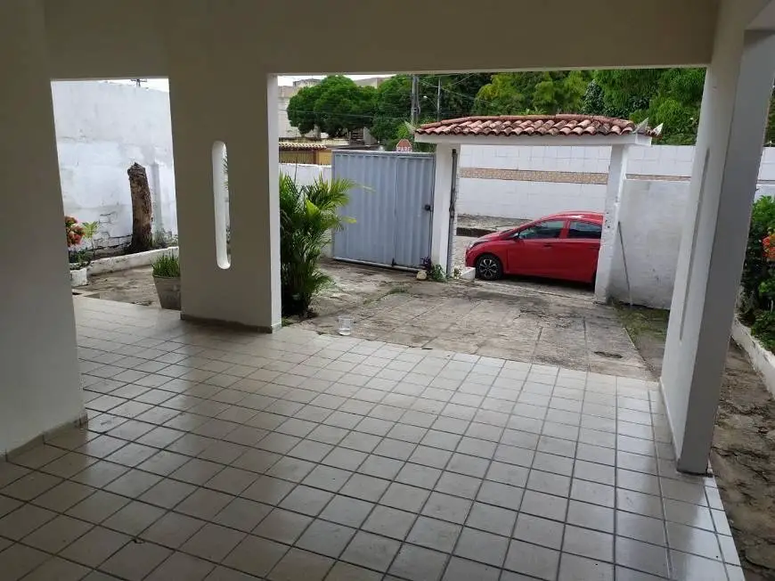 Foto 3 de Casa com 3 Quartos à venda, 120m² em Dix-sept Rosado, Natal