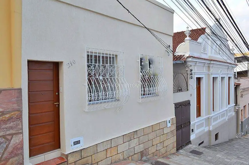 Foto 1 de Casa com 3 Quartos à venda, 74m² em Poço Rico, Juiz de Fora