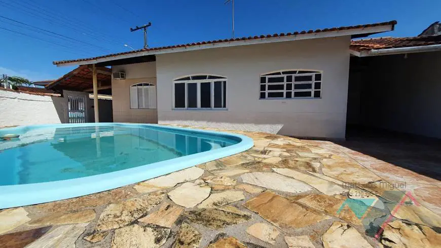 Foto 1 de Casa com 3 Quartos à venda, 91m² em Solemar, Praia Grande