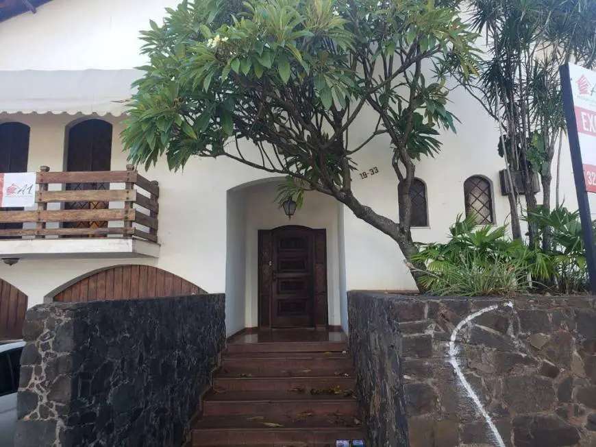 Foto 2 de Casa com 4 Quartos à venda, 450m² em Jardim Nasralla, Bauru