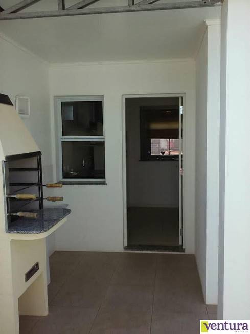 Foto 2 de Casa de Condomínio com 2 Quartos à venda, 65m² em Laranjal, Pelotas