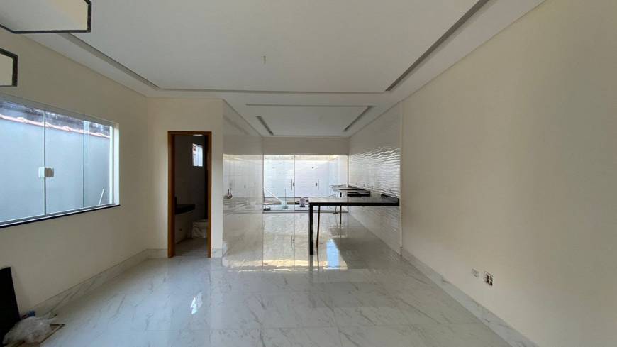 Foto 4 de Sobrado com 3 Quartos à venda, 110m² em Vila Tupi, Praia Grande