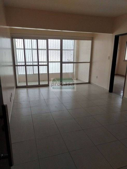 Foto 5 de Apartamento com 2 Quartos para alugar, 75m² em Adrianópolis, Manaus