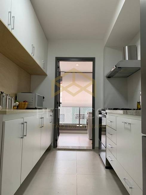 Foto 3 de Apartamento com 2 Quartos à venda, 98m² em Bosque da Saúde, São Paulo