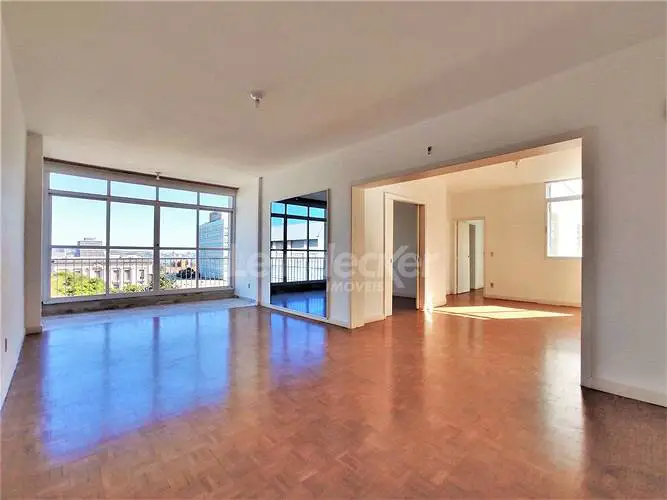 Foto 1 de Apartamento com 3 Quartos para alugar, 153m² em Centro, Porto Alegre