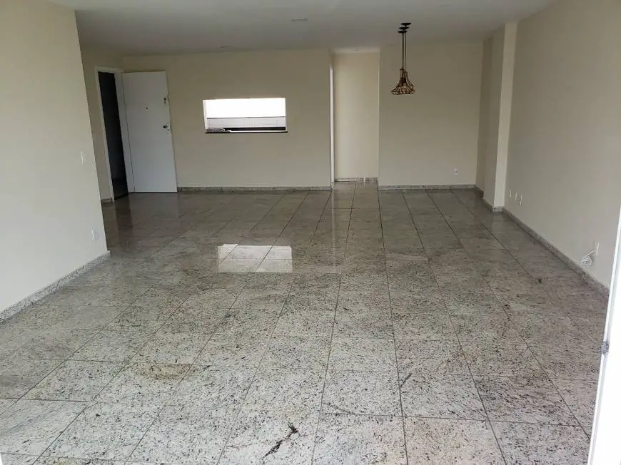 Foto 1 de Apartamento com 3 Quartos à venda, 180m² em Recreio Dos Bandeirantes, Rio de Janeiro