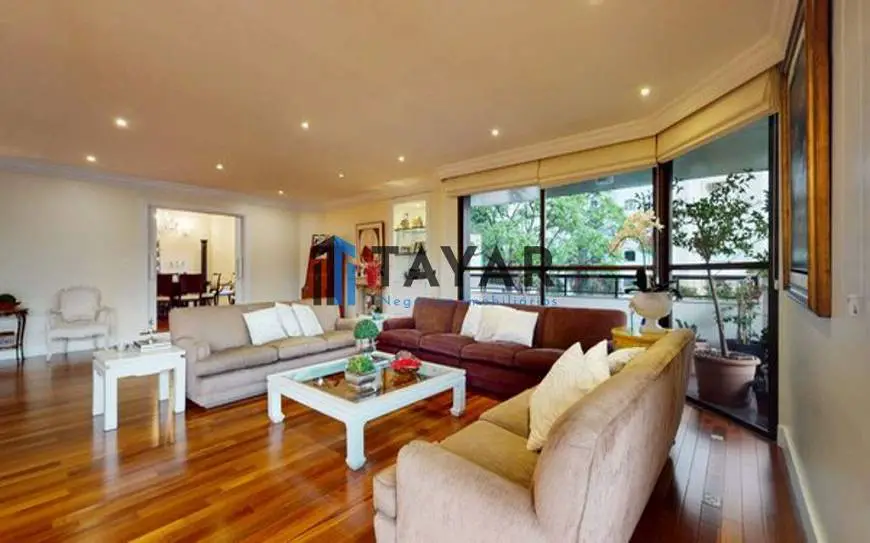 Foto 3 de Apartamento com 4 Quartos à venda, 312m² em Higienópolis, São Paulo