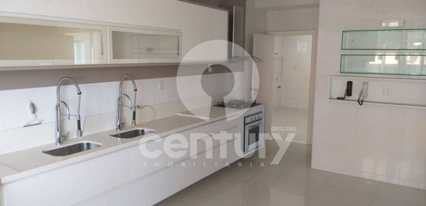 Foto 5 de Apartamento com 4 Quartos à venda, 350m² em Treze de Julho, Aracaju