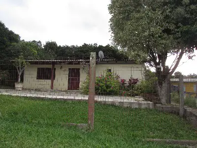 Foto 1 de Casa com 2 Quartos para alugar, 80m² em Centro, Viamão