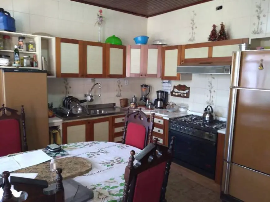 Foto 4 de Casa com 2 Quartos à venda, 360m² em Fiuza, Viamão