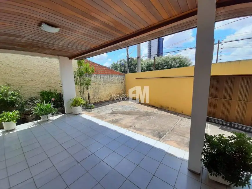 Foto 3 de Casa com 3 Quartos para alugar, 224m² em Fátima, Teresina