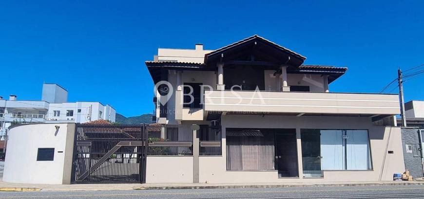 Foto 1 de Casa com 3 Quartos à venda, 280m² em Vila Lalau, Jaraguá do Sul