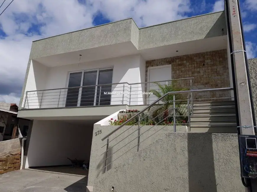 Foto 1 de Casa de Condomínio com 3 Quartos à venda, 166m² em Alto Petrópolis, Porto Alegre