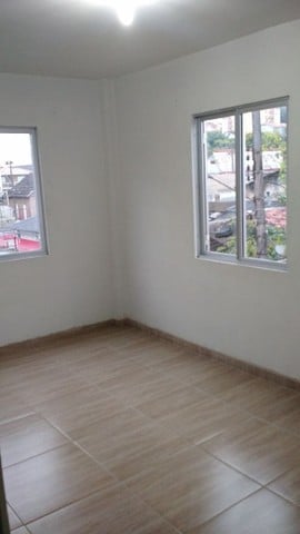 Foto 4 de Apartamento com 2 Quartos à venda, 47m² em Anita Garibaldi, Joinville