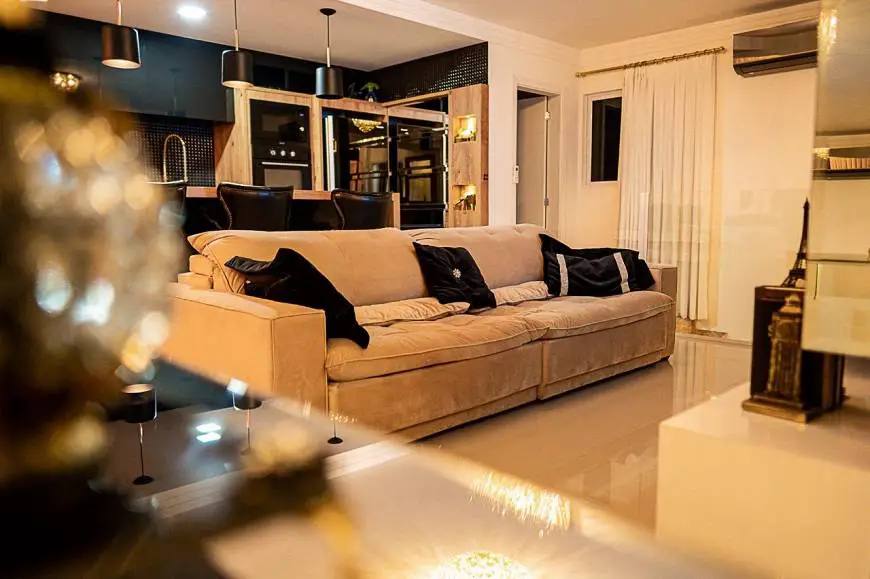 Foto 2 de Apartamento com 2 Quartos à venda, 120m² em Meia Praia, Itapema