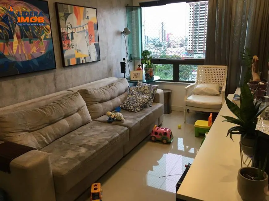 Foto 2 de Apartamento com 2 Quartos à venda, 86m² em Santa Mônica, Feira de Santana