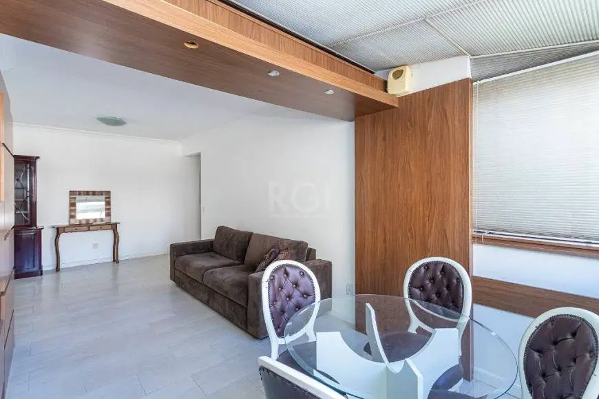 Foto 4 de Apartamento com 3 Quartos à venda, 94m² em Farroupilha, Porto Alegre