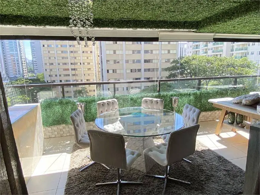 Foto 1 de Apartamento com 3 Quartos à venda, 167m² em Granja Julieta, São Paulo