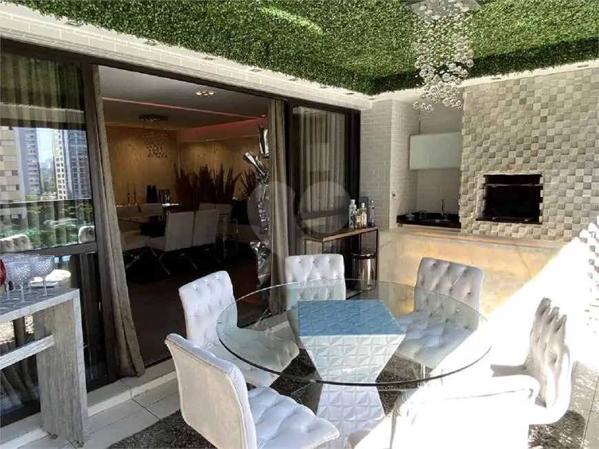 Foto 2 de Apartamento com 3 Quartos à venda, 167m² em Granja Julieta, São Paulo