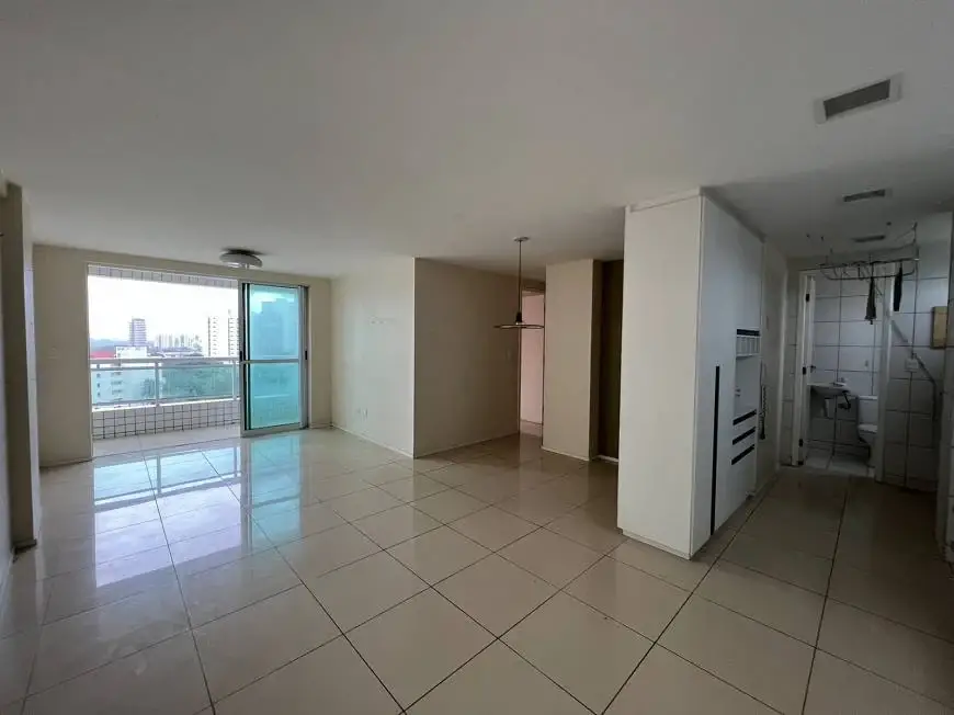 Foto 2 de Apartamento com 3 Quartos à venda, 79m² em Guararapes, Fortaleza