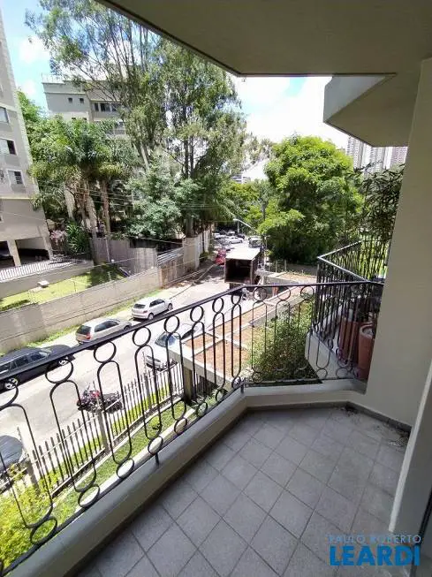 Foto 1 de Apartamento com 3 Quartos à venda, 82m² em Panamby, São Paulo