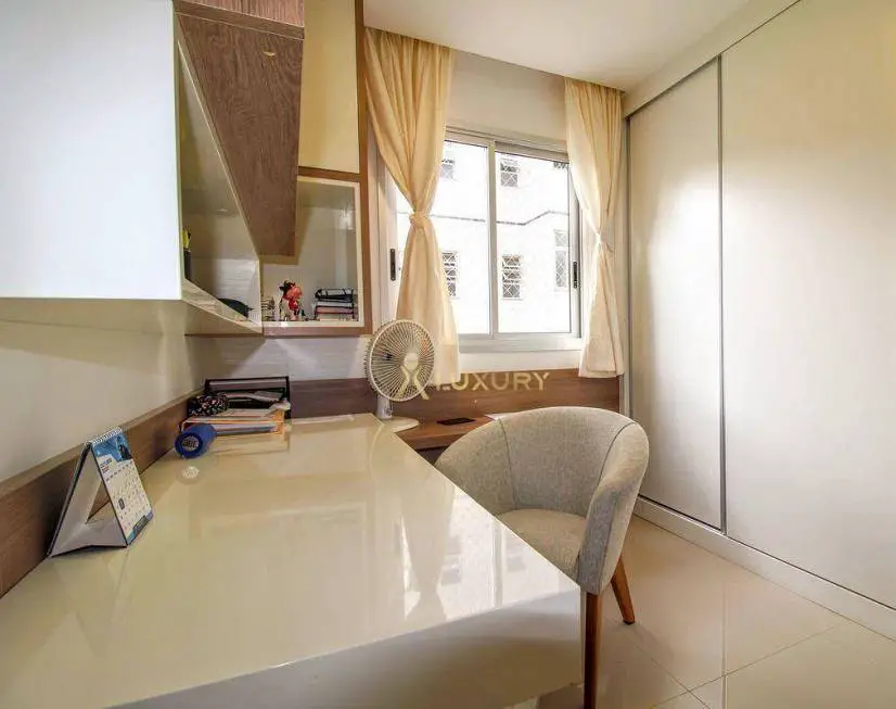 Foto 4 de Apartamento com 4 Quartos à venda, 95m² em Anchieta, Belo Horizonte