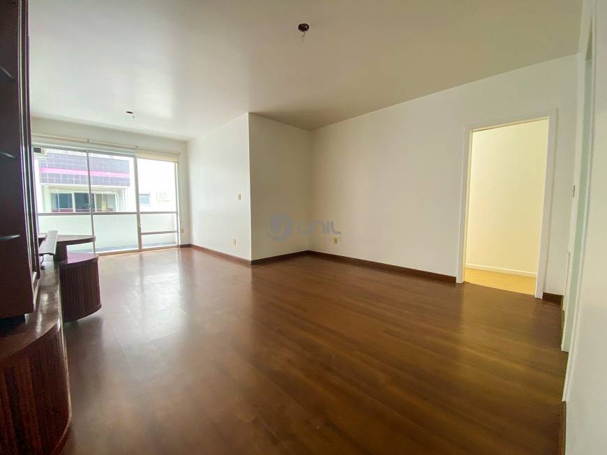 Foto 2 de Apartamento com 4 Quartos à venda, 129m² em Córrego Grande, Florianópolis
