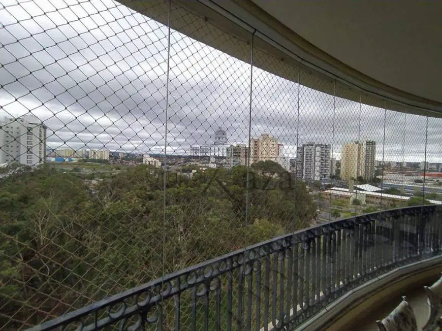 Foto 2 de Apartamento com 4 Quartos para venda ou aluguel, 351m² em Parque Residencial Aquarius, São José dos Campos