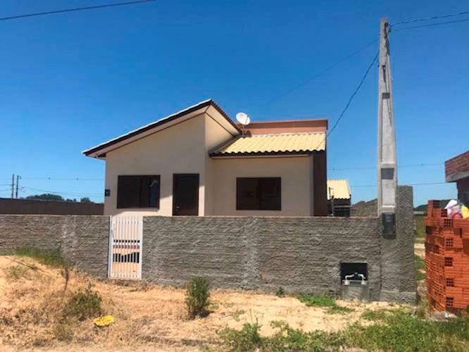 Foto 1 de Casa com 1 Quarto à venda, 50m² em Camacho, Jaguaruna