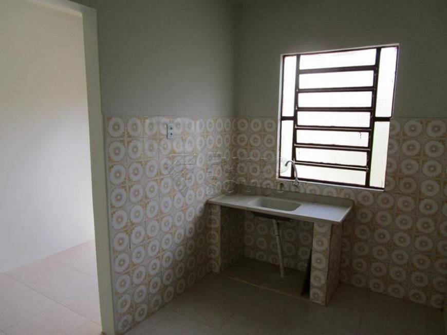 Foto 4 de Casa com 1 Quarto para alugar, 10m² em Centro, Pelotas