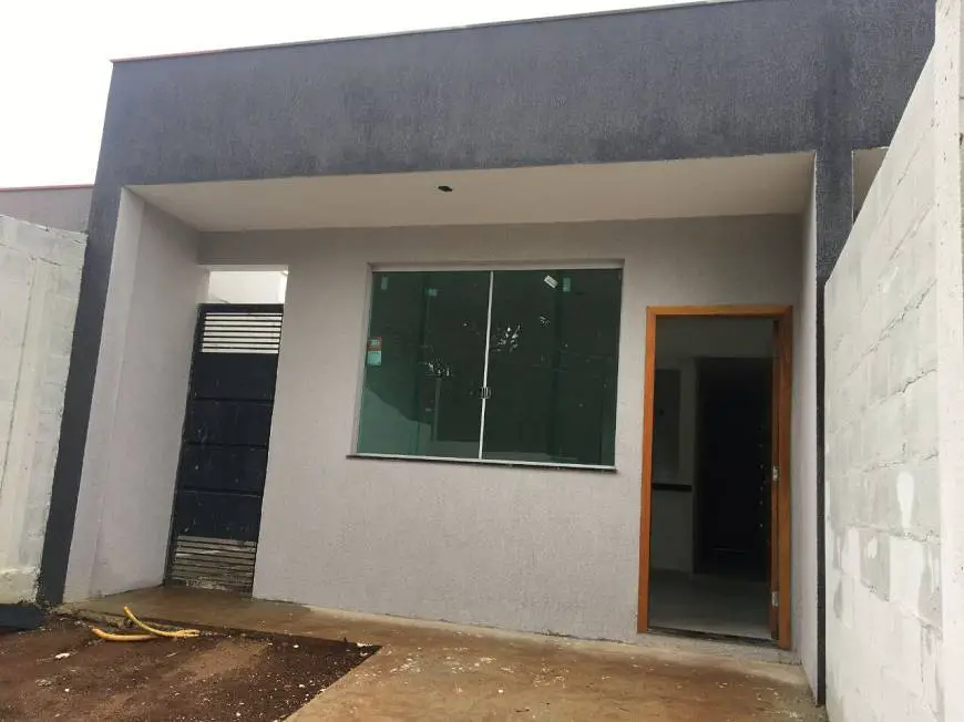 Foto 1 de Casa com 2 Quartos à venda, 70m² em Centro, São José da Lapa