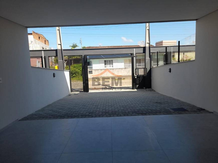 Foto 2 de Casa com 3 Quartos para alugar, 143m² em Centro, Balneário Piçarras