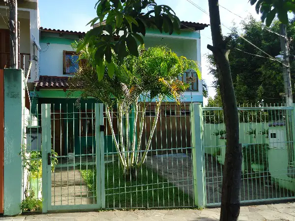 Foto 3 de Casa com 3 Quartos à venda, 190m² em Nonoai, Porto Alegre