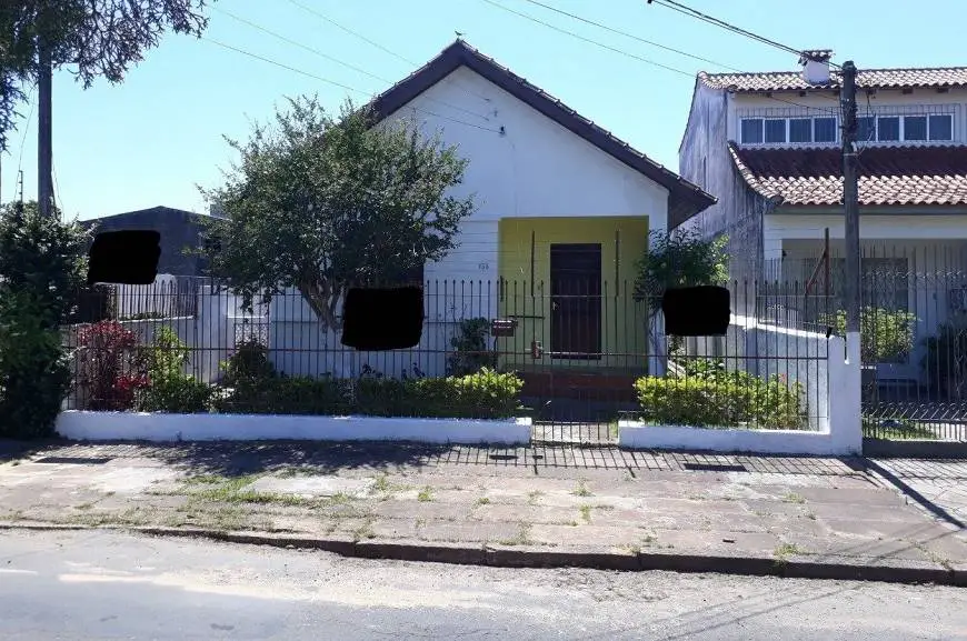 Foto 1 de Casa com 3 Quartos à venda, 170m² em São Sebastião, Porto Alegre