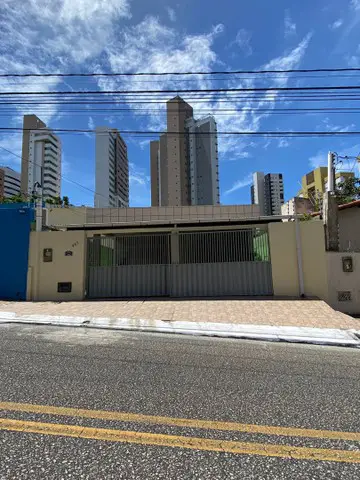 Foto 1 de Casa com 5 Quartos à venda, 250m² em Barro Vermelho, Natal