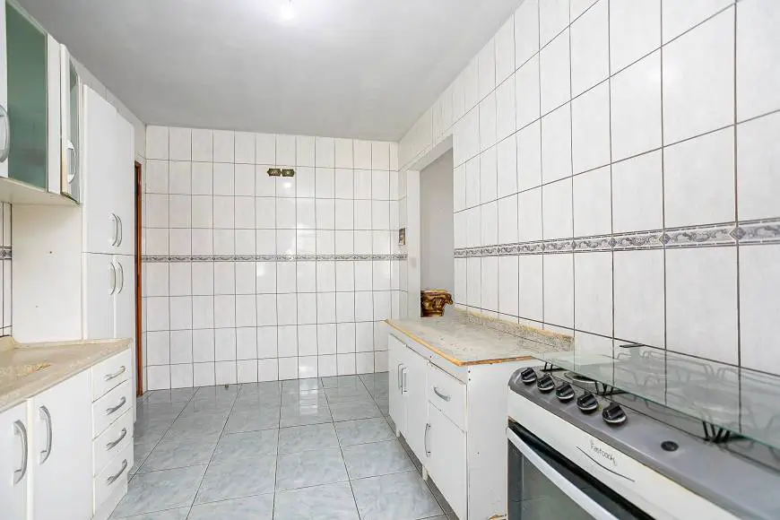 Foto 5 de Casa com 5 Quartos à venda, 240m² em Sitio Cercado, Curitiba