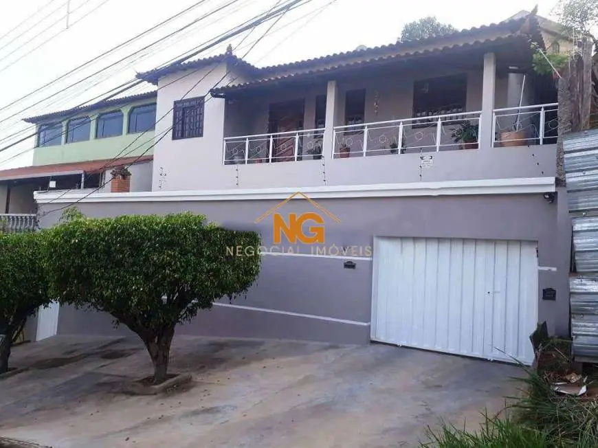 Foto 1 de Casa com 7 Quartos à venda, 392m² em Jardim Riacho das Pedras, Contagem