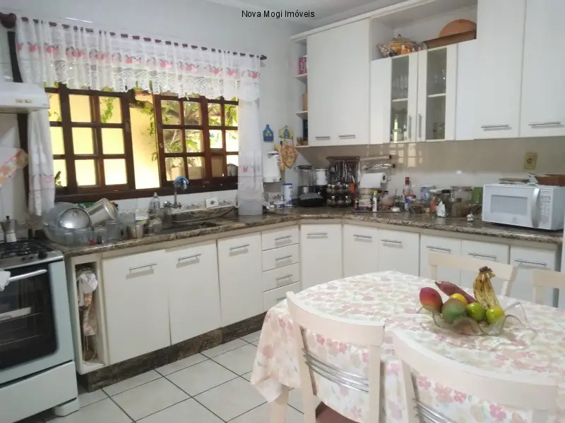Foto 1 de Sobrado com 4 Quartos à venda, 146m² em Vila Bela Flor, Mogi das Cruzes