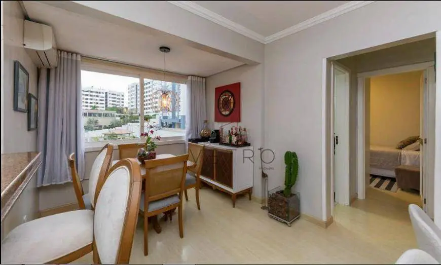 Foto 4 de Apartamento com 2 Quartos à venda, 58m² em Chácara das Pedras, Porto Alegre
