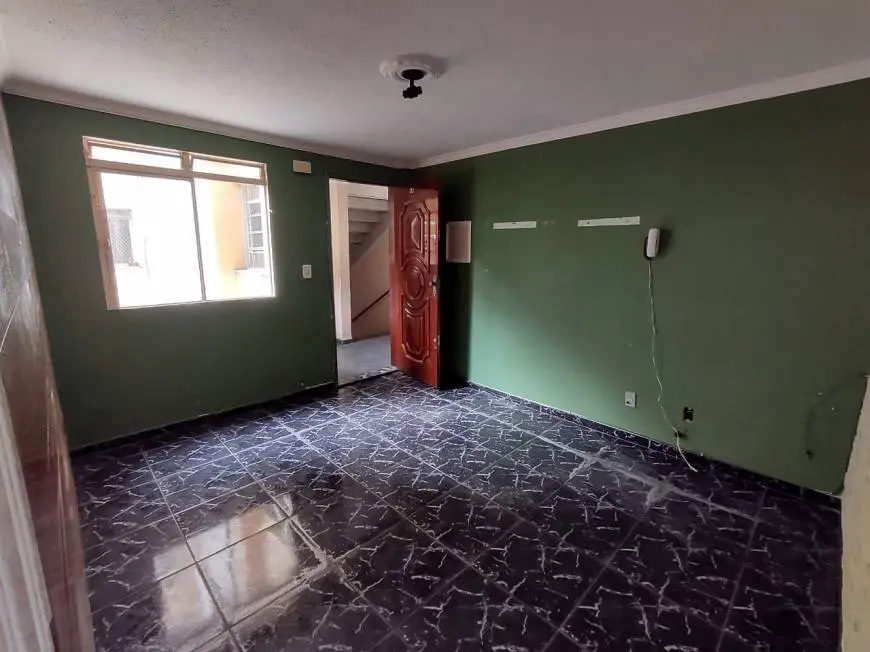 Foto 1 de Apartamento com 2 Quartos à venda, 44m² em Jardim Maria Beatriz , Carapicuíba