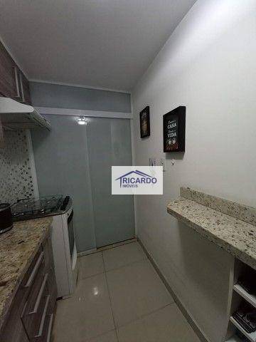 Foto 4 de Apartamento com 3 Quartos à venda, 83m² em Jardim Zaira, Guarulhos