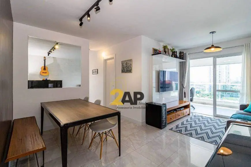 Foto 1 de Apartamento com 3 Quartos à venda, 92m² em Santo Amaro, São Paulo