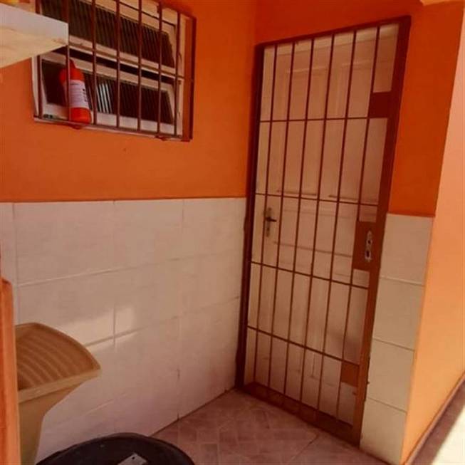 Foto 5 de Casa com 2 Quartos à venda, 68m² em Centro, Mongaguá