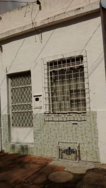 Foto 1 de Casa com 2 Quartos à venda, 55m² em Menino Deus, Porto Alegre