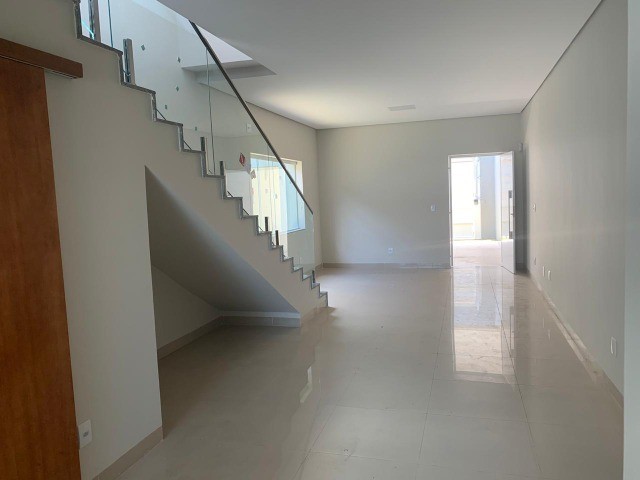 Foto 5 de Casa com 3 Quartos à venda, 220m² em Alvorada, Cuiabá